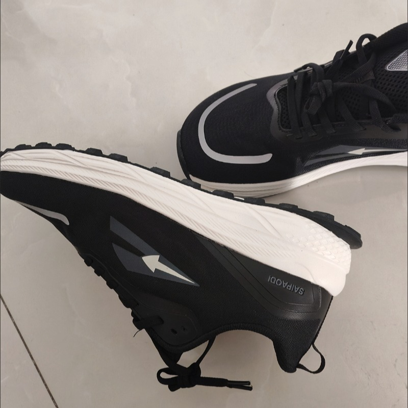 2026 Hot Sale Man Running Shoe - đánh giá và giá Men'S Shoes X Wide